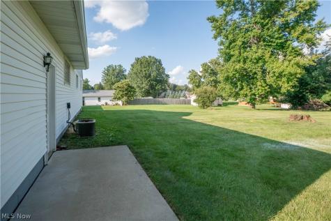 748 Hemlock Street NW Massillon OH 44647