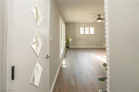 748 Hemlock Street NW Massillon OH 44647