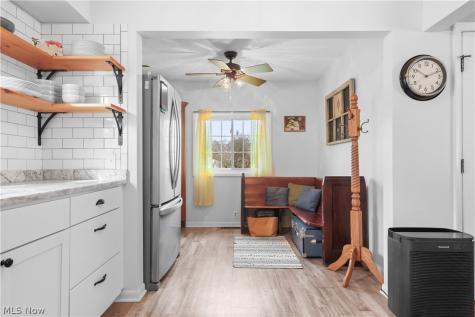 565 Lansing Road Akron OH 44312