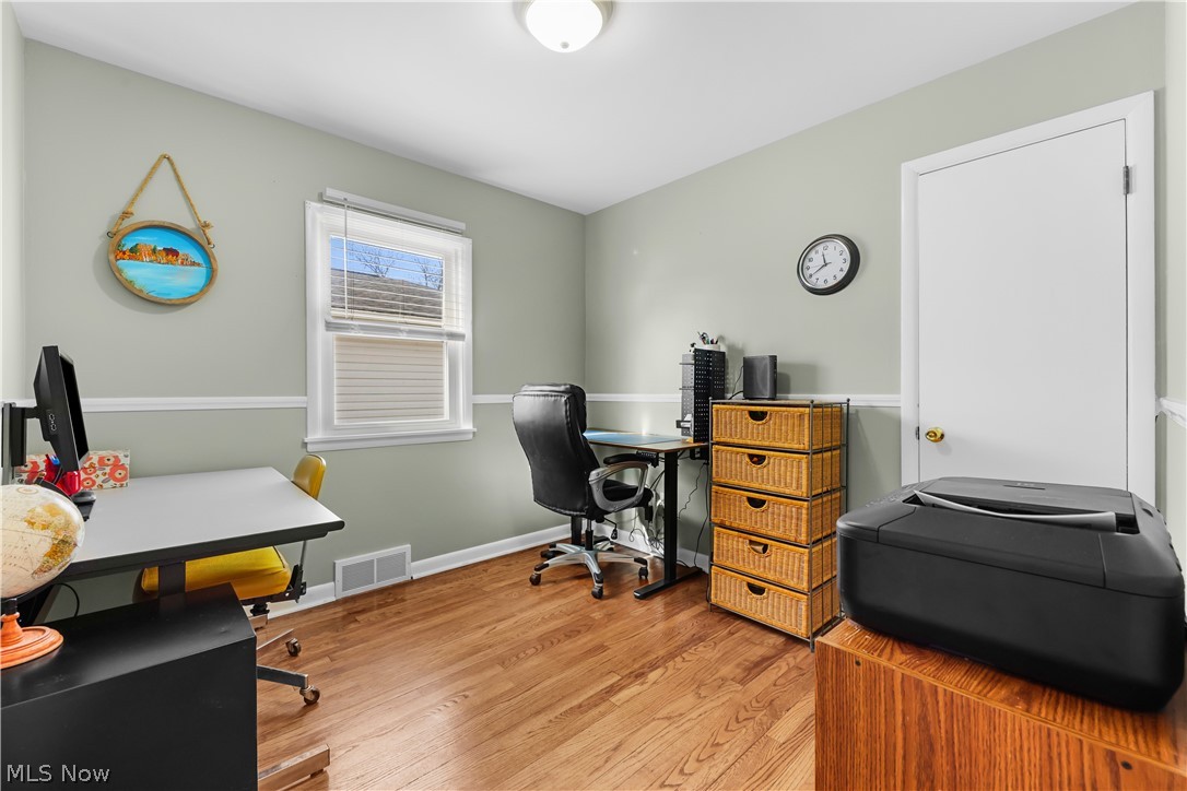 565 Lansing Road Akron OH 44312