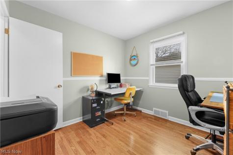 565 Lansing Road Akron OH 44312