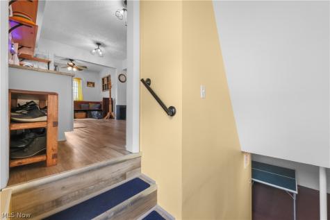 565 Lansing Road Akron OH 44312