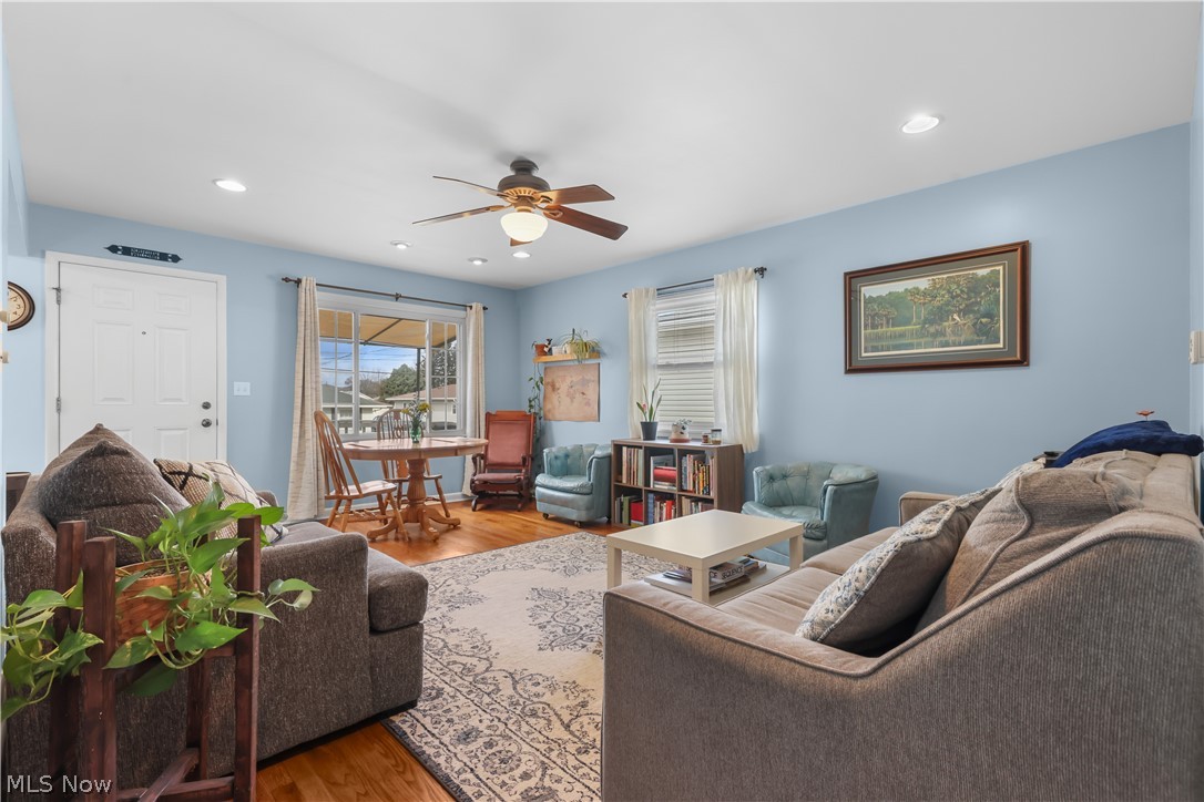 565 Lansing Road Akron OH 44312