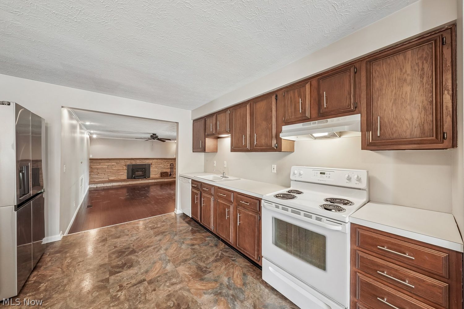 5830 Mural Drive Seven Hills OH 44131
