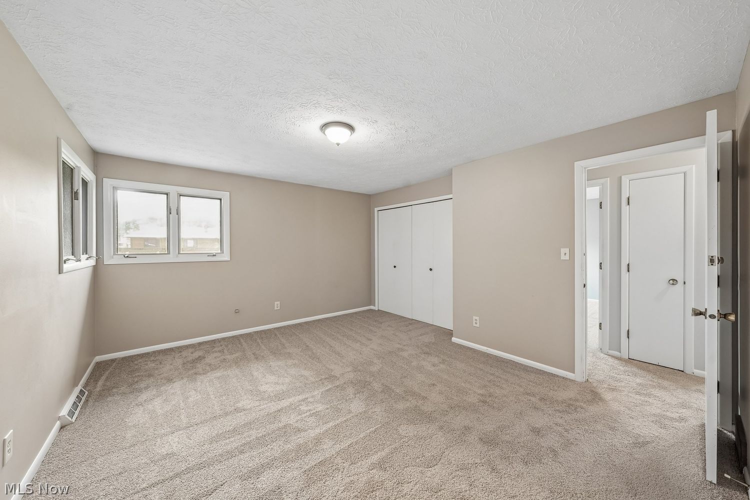 5830 Mural Drive Seven Hills OH 44131