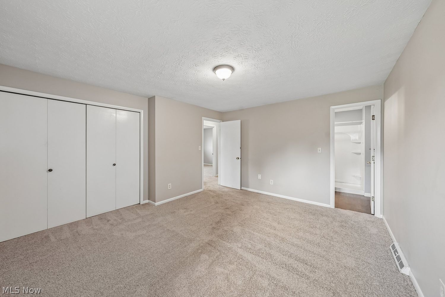 5830 Mural Drive Seven Hills OH 44131