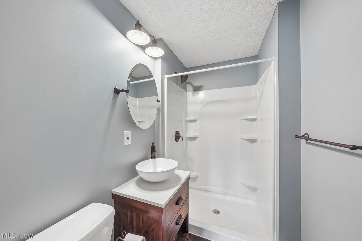 5830 Mural Drive Seven Hills OH 44131