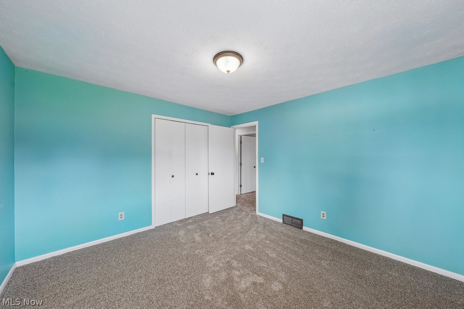 5830 Mural Drive Seven Hills OH 44131