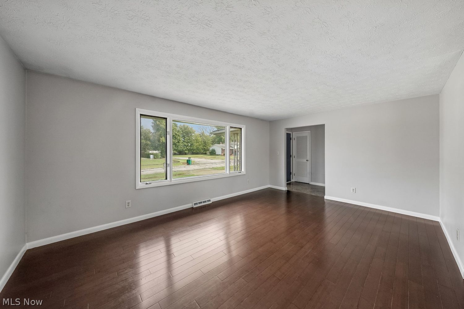 5830 Mural Drive Seven Hills OH 44131