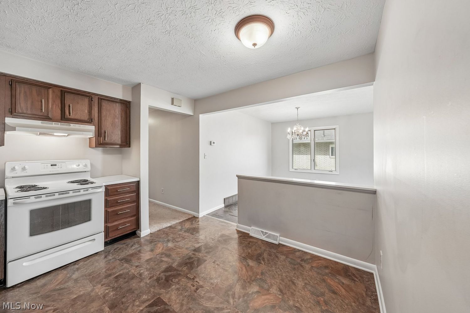 5830 Mural Drive Seven Hills OH 44131