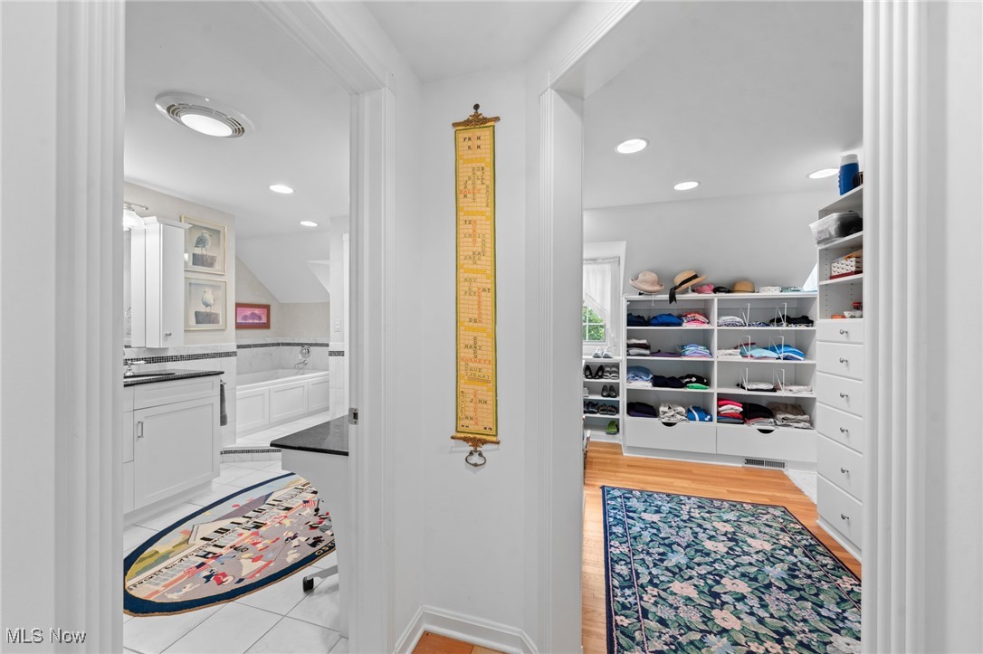 3650 Greenwood Drive Pepper Pike OH 44124