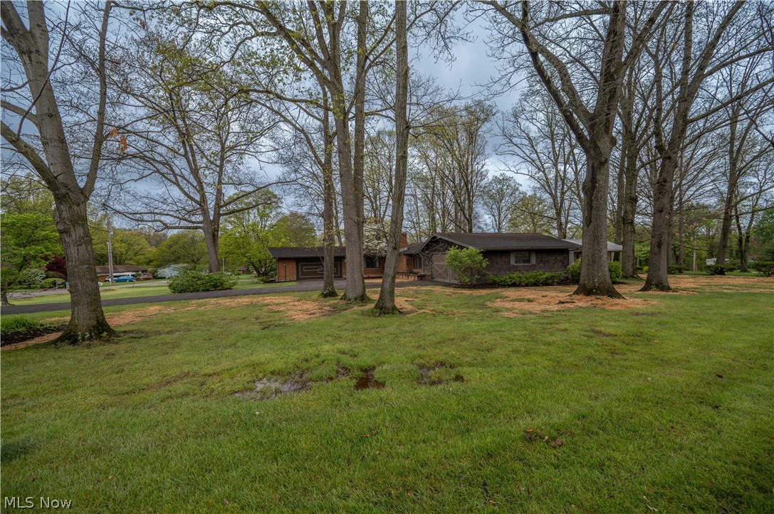 1019 Park Circle Girard OH 44420