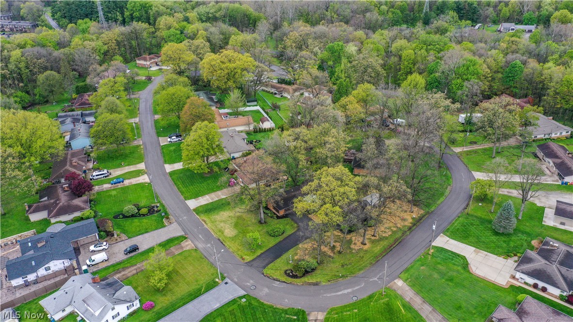 1019 Park Circle Girard OH 44420