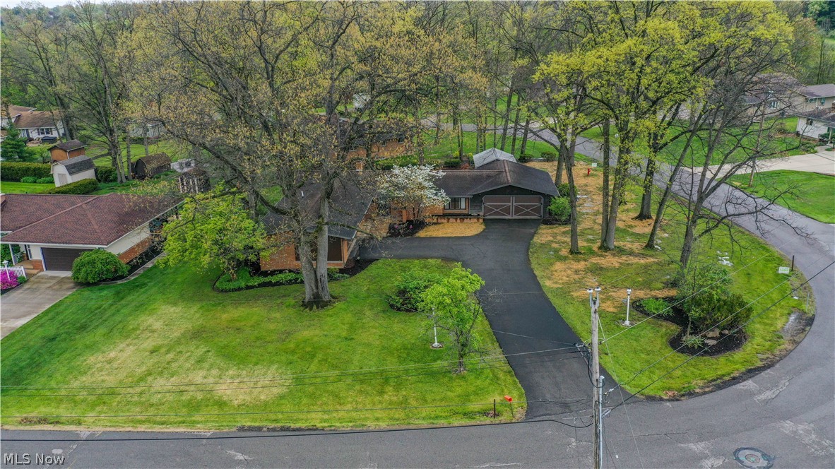 1019 Park Circle Girard OH 44420