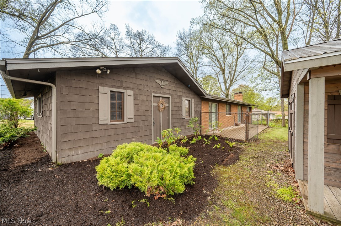 1019 Park Circle Girard OH 44420