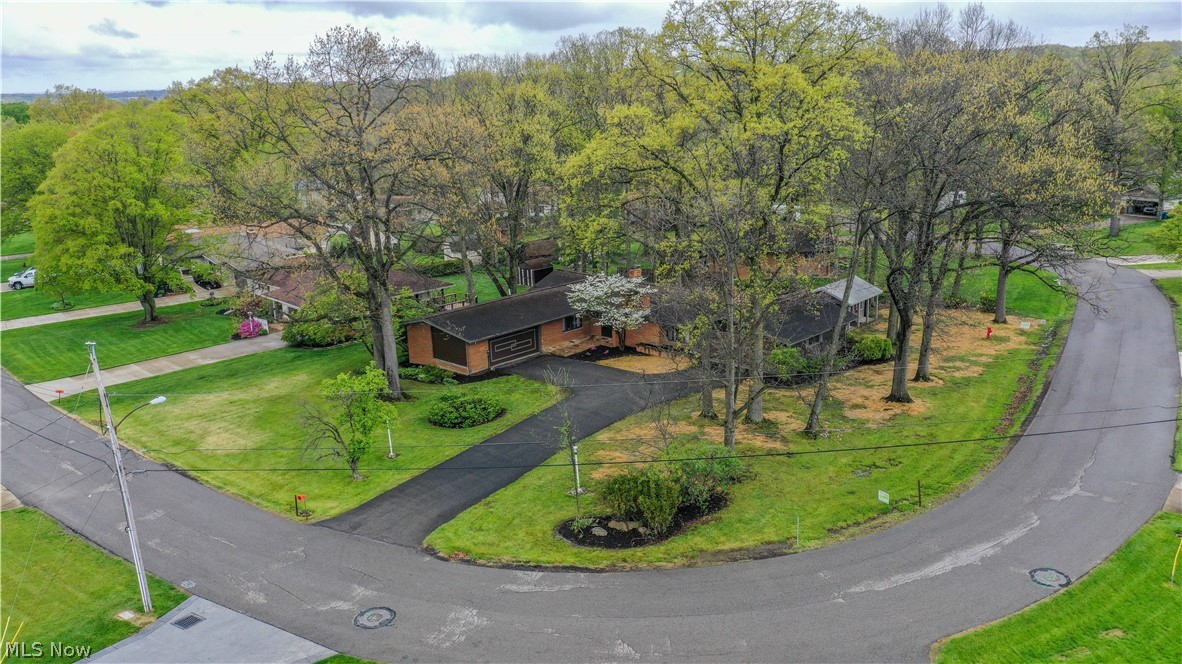 1019 Park Circle Girard OH 44420