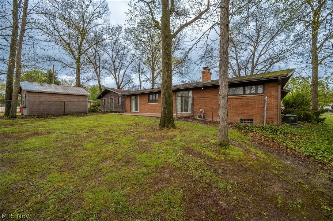 1019 Park Circle Girard OH 44420