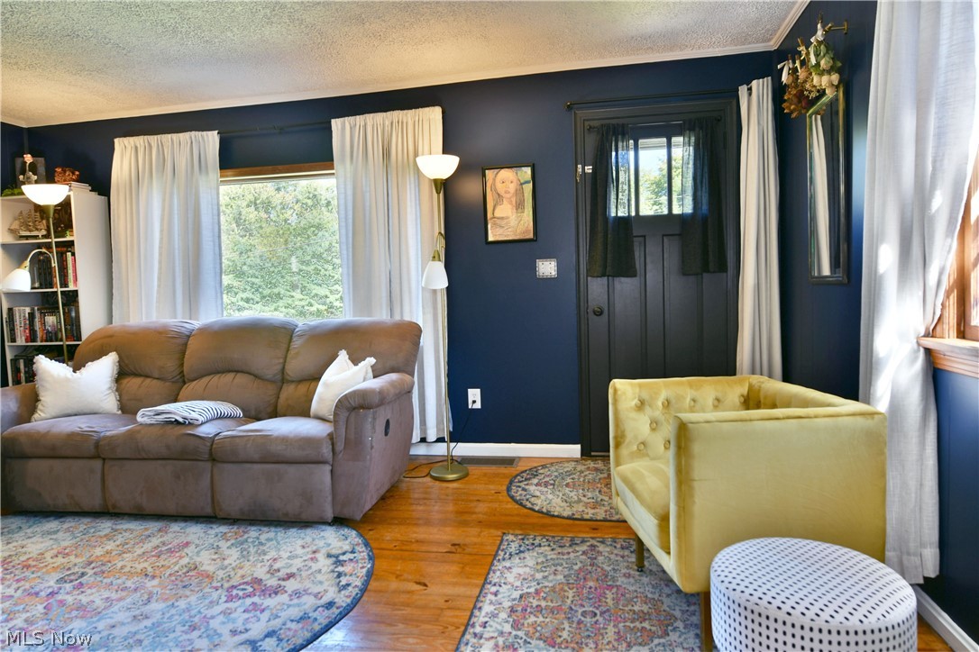 2422 Wilson Sharpsville Road Cortland OH 44410