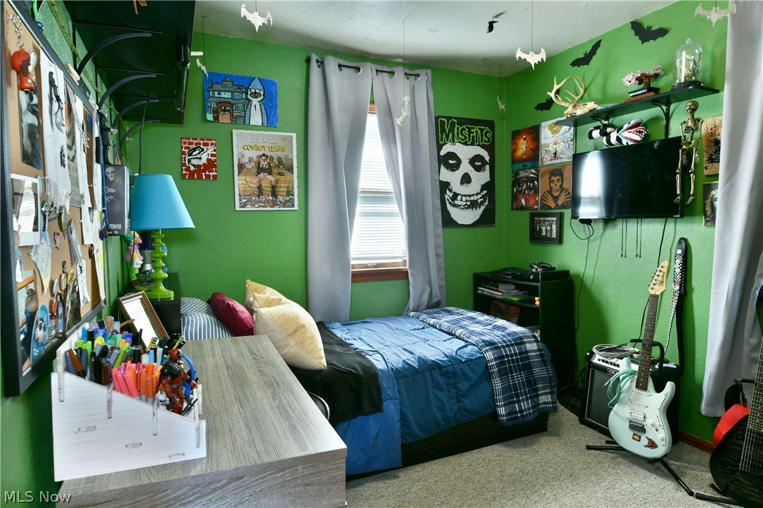 2422 Wilson Sharpsville Road Cortland OH 44410