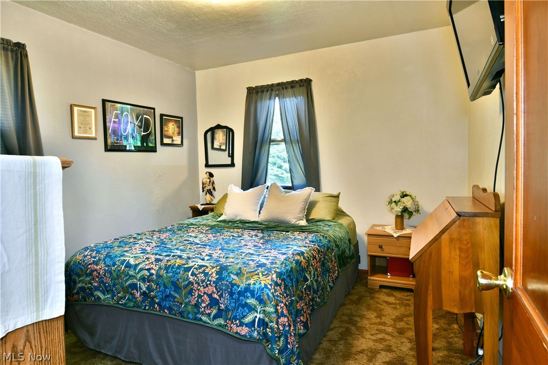 2422 Wilson Sharpsville Road Cortland OH 44410