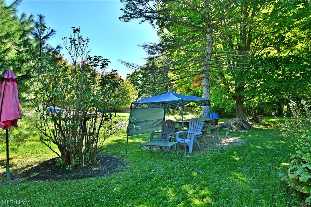 2422 Wilson Sharpsville Road Cortland OH 44410