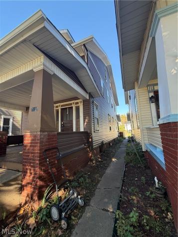 718 1/2 N 7th Street Marietta OH 45750
