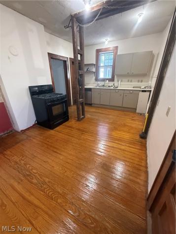 718 1/2 N 7th Street Marietta OH 45750
