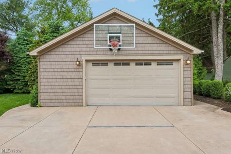 20646 Beacons Field Boulevard Rocky River OH 44116