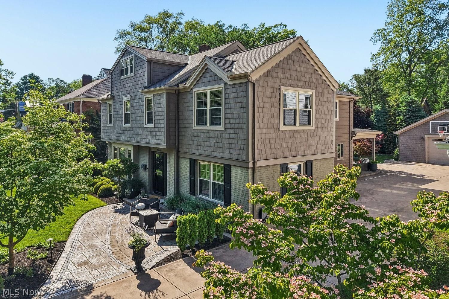 20646 Beacons Field Boulevard Rocky River OH 44116