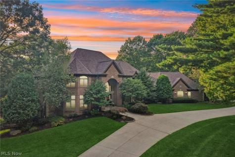 1928 Four Seasons Drive Akron OH 44333