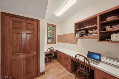 1928 Four Seasons Drive Akron OH 44333
