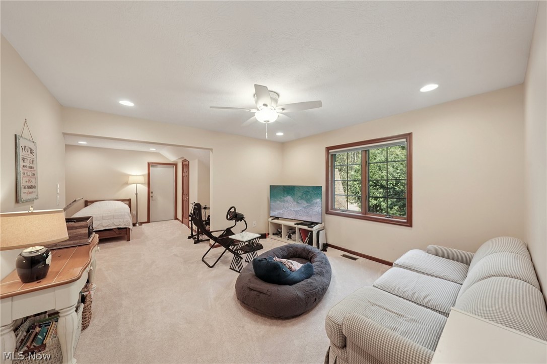 1928 Four Seasons Drive Akron OH 44333
