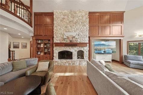 1928 Four Seasons Drive Akron OH 44333