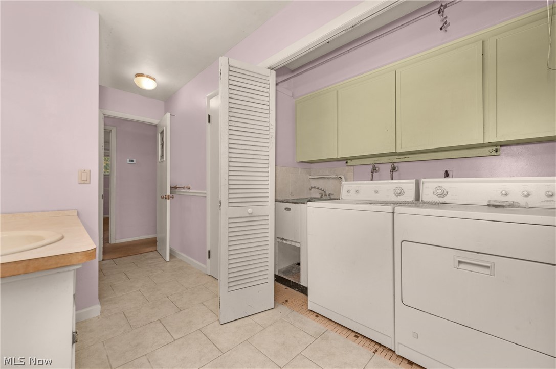1647 Westhill Boulevard Westlake OH 44145