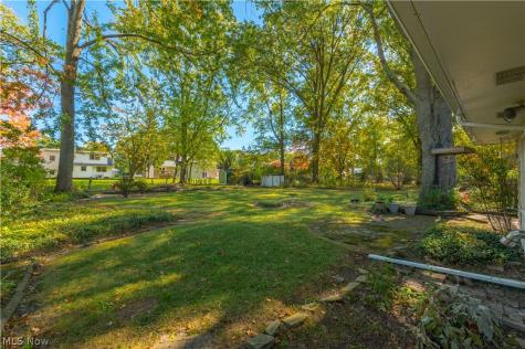 1647 Westhill Boulevard Westlake OH 44145
