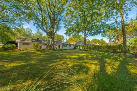 1647 Westhill Boulevard Westlake OH 44145