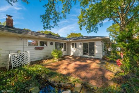 1647 Westhill Boulevard Westlake OH 44145