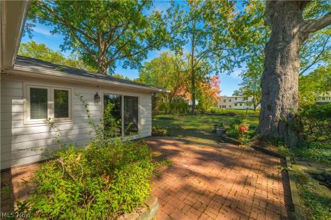 1647 Westhill Boulevard Westlake OH 44145