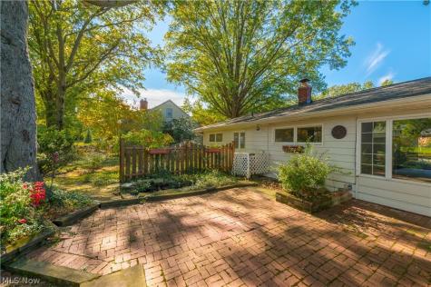 1647 Westhill Boulevard Westlake OH 44145