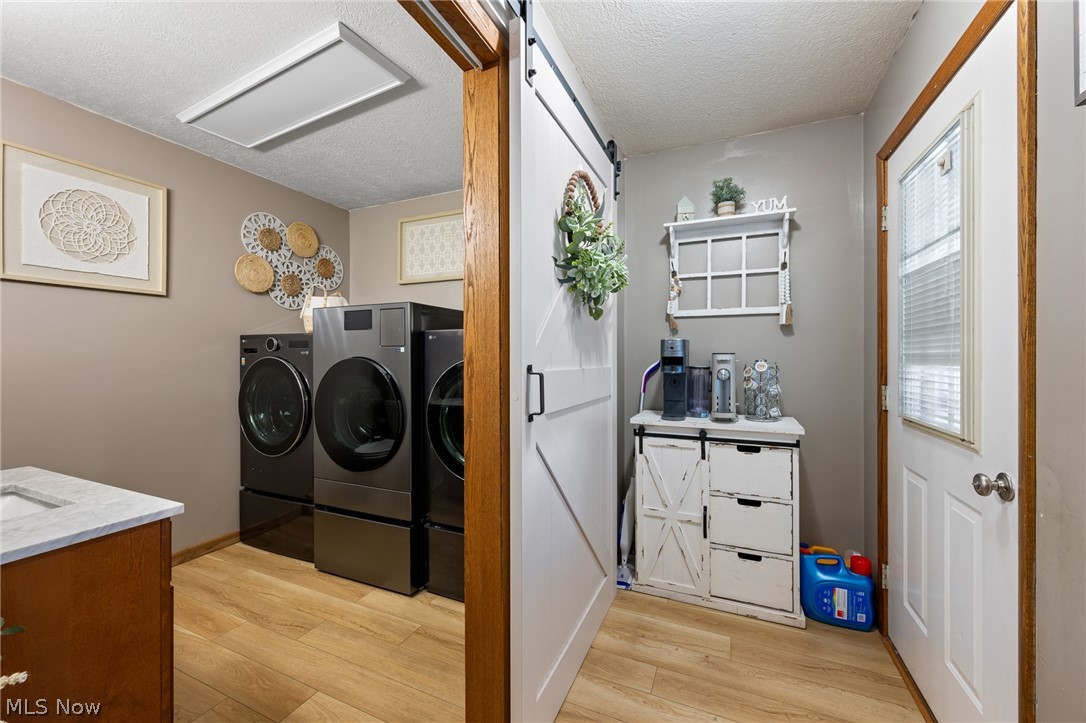 907 11th Street NW New Philadelphia OH 44663