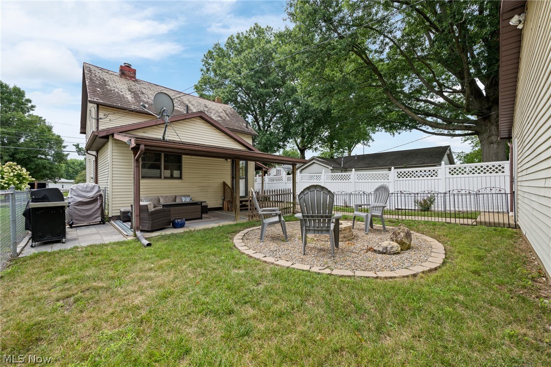 907 11th Street NW New Philadelphia OH 44663
