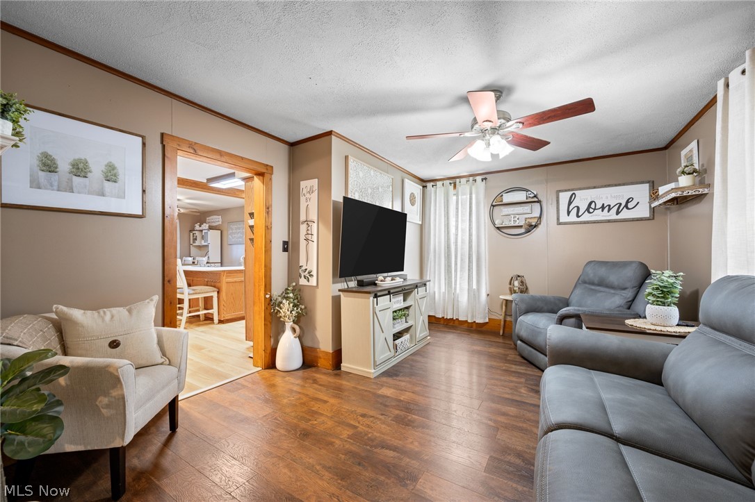 907 11th Street NW New Philadelphia OH 44663