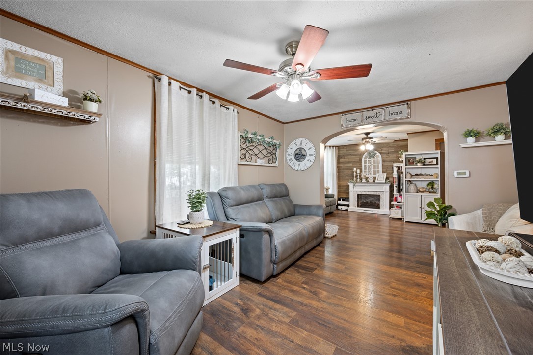 907 11th Street NW New Philadelphia OH 44663