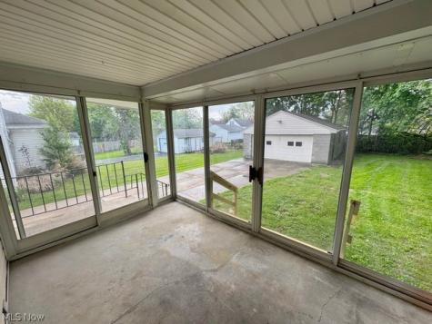 1967 Manhattan Avenue Youngstown OH 44509