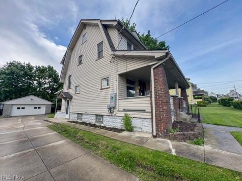 1967 Manhattan Avenue Youngstown OH 44509