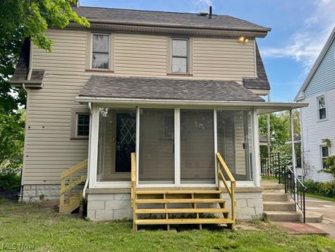 1967 Manhattan Avenue Youngstown OH 44509