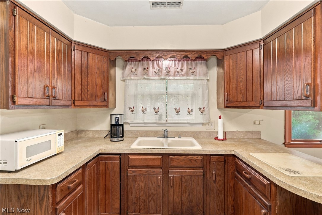 460 Rock Creek Run Amherst OH 44001