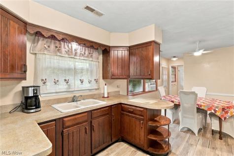 460 Rock Creek Run Amherst OH 44001