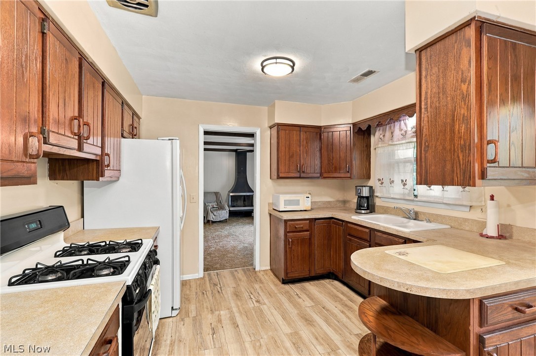 460 Rock Creek Run Amherst OH 44001