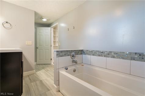 493 Trelake Drive Canal Fulton OH 44614
